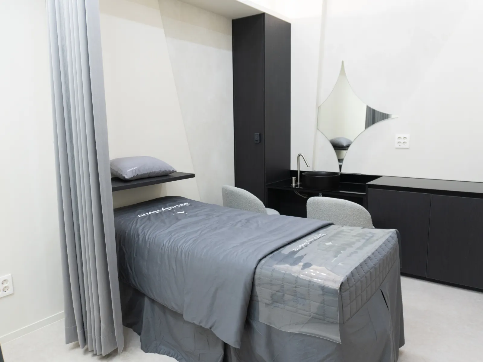 Treatment room